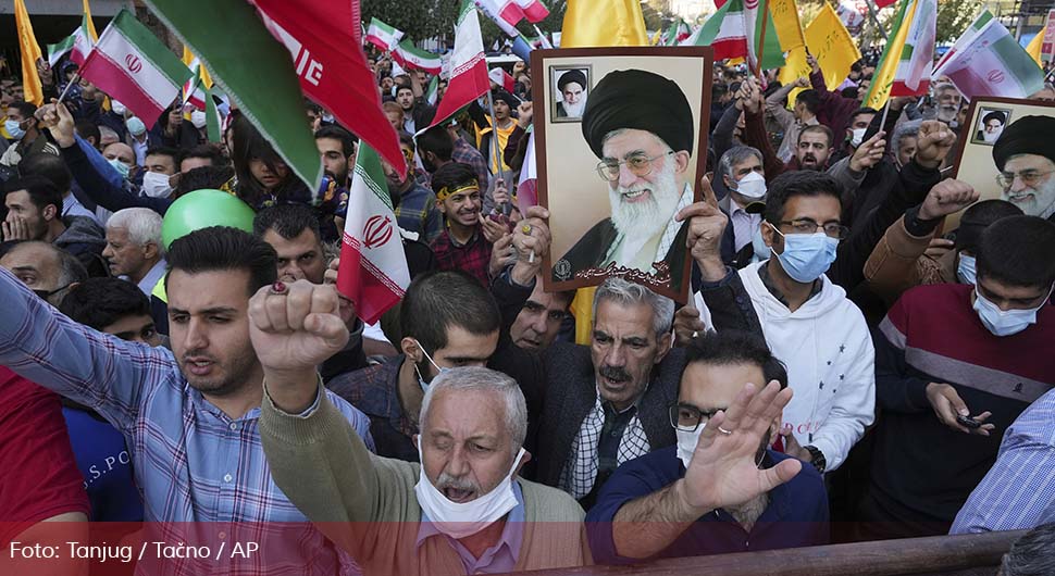 iran protest.jpg